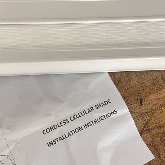 New with hardware Simply cordless cellular shade 23.5” wide 34” long - Picture 2 of 6